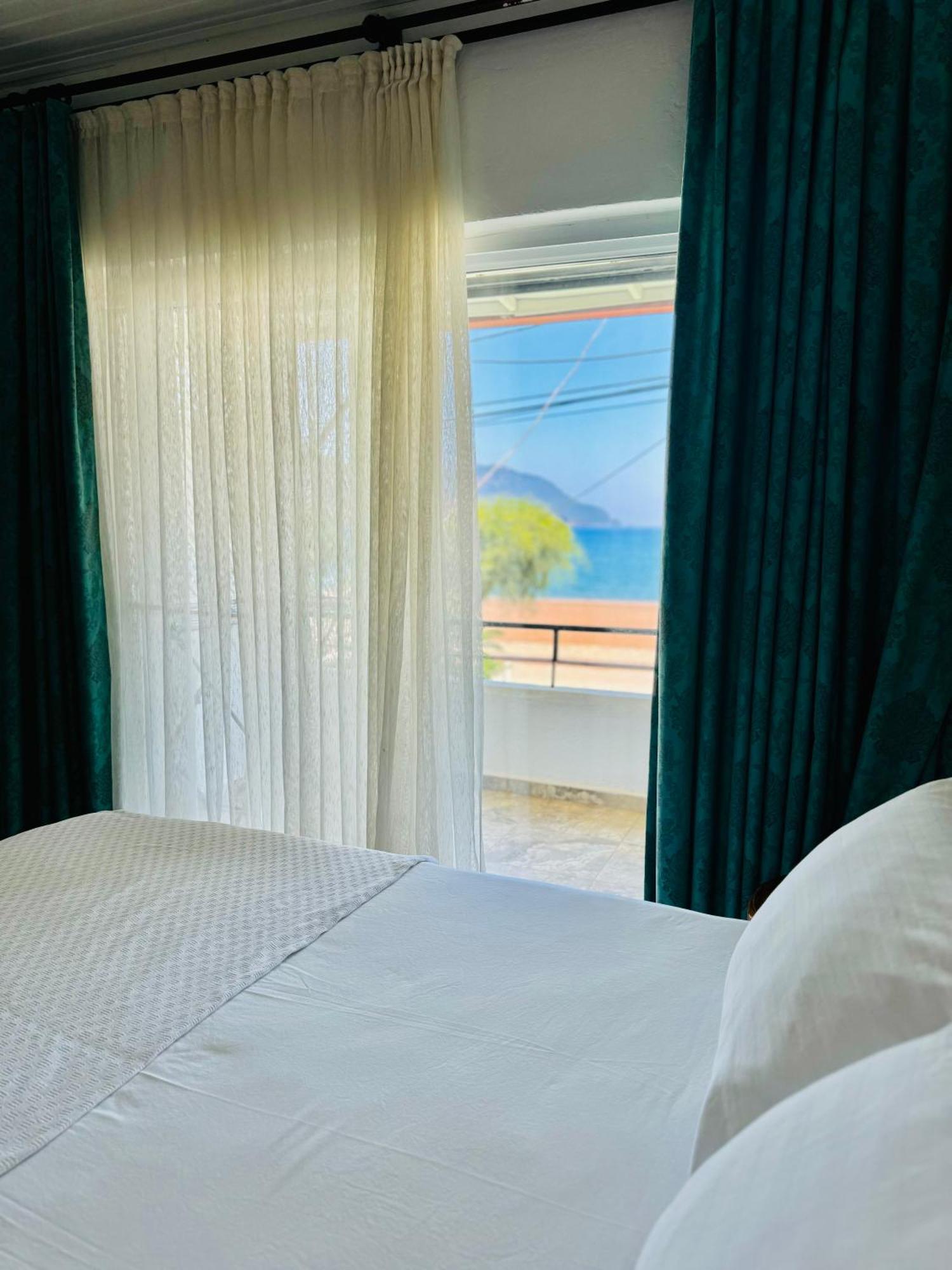 Ceneviz Hotel Adrasan Kültér fotó